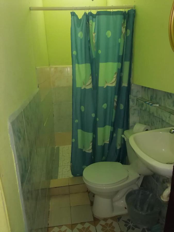 El Jaguar Hostel Bocas Town Kültér fotó